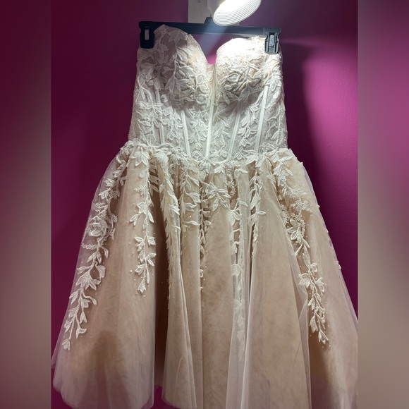 Sherri Hill White and Beige Homecoming Dress - Picture 3 of 5